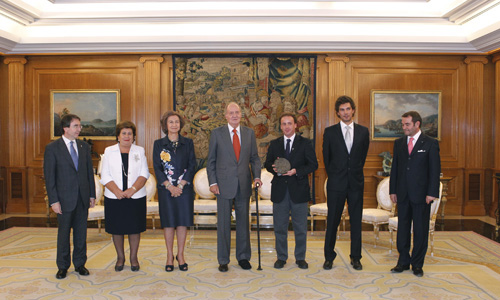 Foto de grupo en Zarzuela durante la IV Edición del Premio DDHH Rey de España