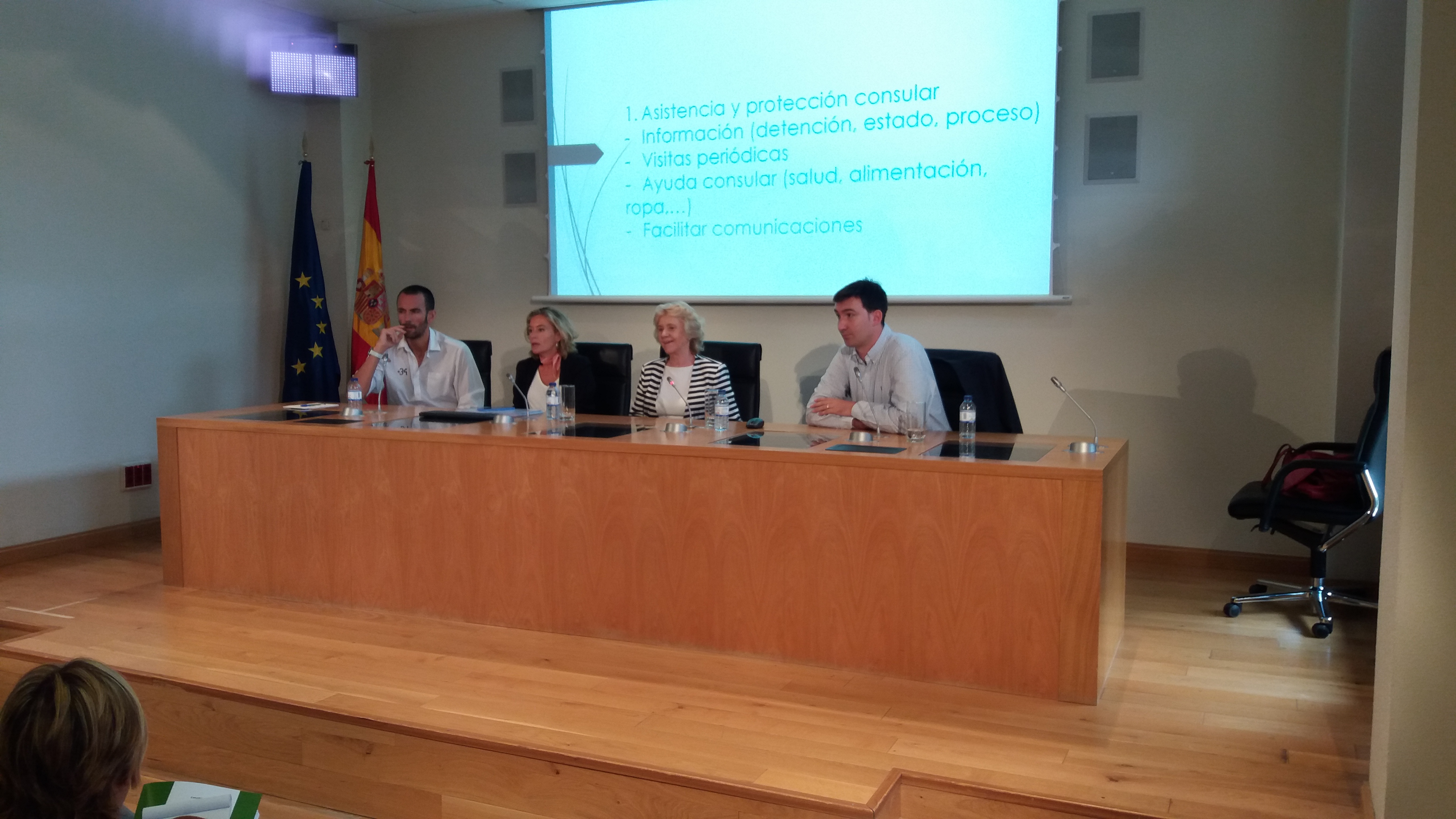 Mesa de ponentes durante el acto: Javier Casado, Carmen Comas, Soledad Becerril y Jaime Arderius