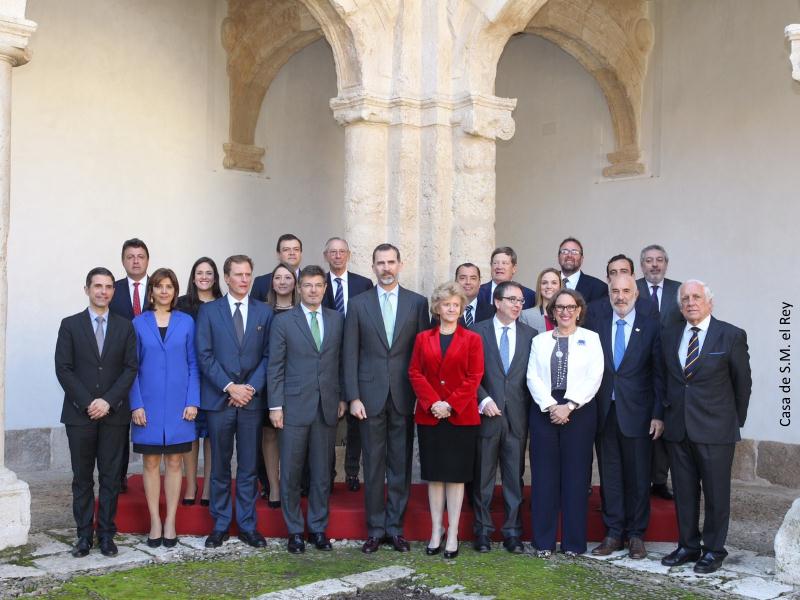 Foto de familia entrega VII Premio DDHH Rey de España