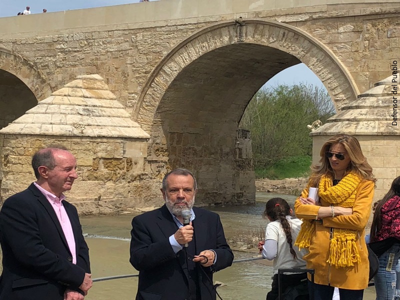 El Defensor del Pueblo (e.f.), Francisco Fernández Marugán, celebra el Día del Pueblo Gitano