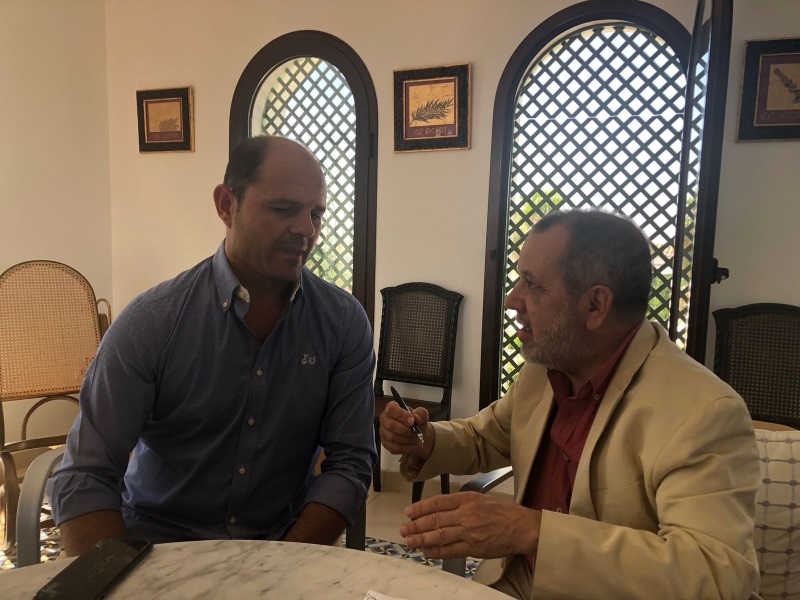 Reunión del Defensor del Pueblo (e.f.), Francisco Fernández Marugán, con el alcalde de Montalbán de Córdoba