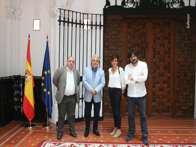 Reunión con Cecilia Trancón y Óscar Cifuentes, representantes de trabajadores de la mina de Touro-Pino