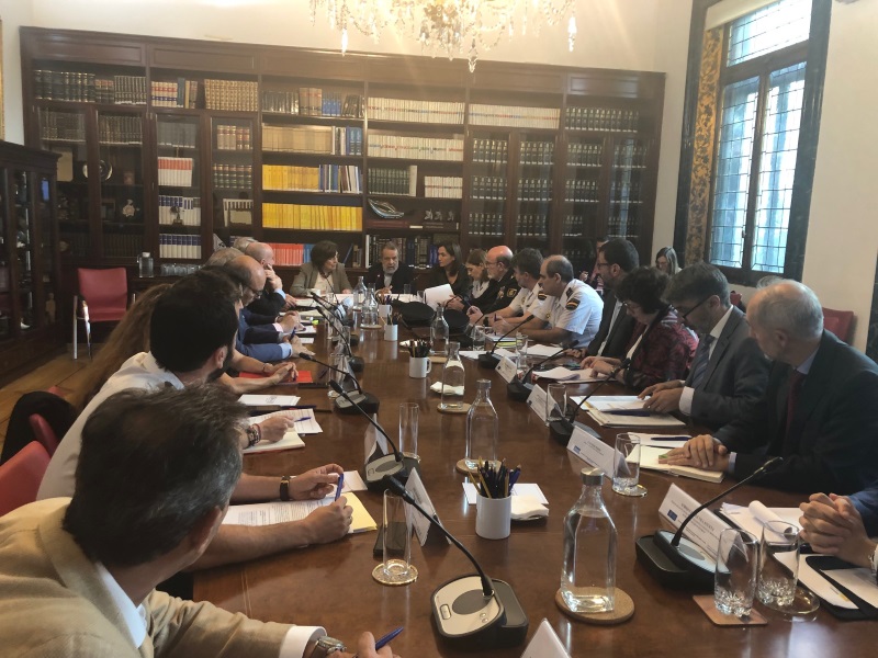 El Defensor del Pueblo (e.f.), Francisco Fernández Marugán, hablando durante la Jornada de protección de menores extranjeros