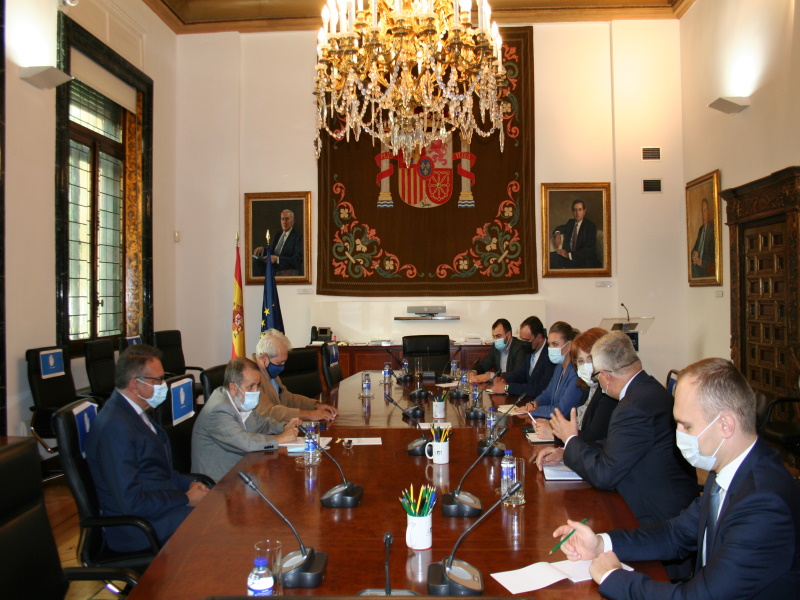 Reunión presidenta Constitucional moldavo