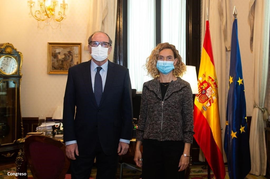 El Defensor y la presidenta del Congreso