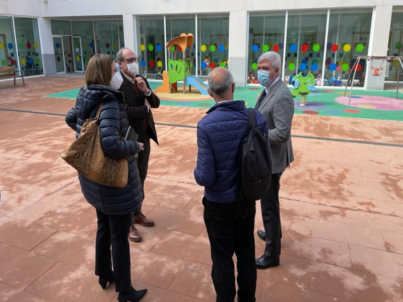 El Defensor del Pueblo visita la Unidad de Madres del Centro penitenciario de Fontcalent