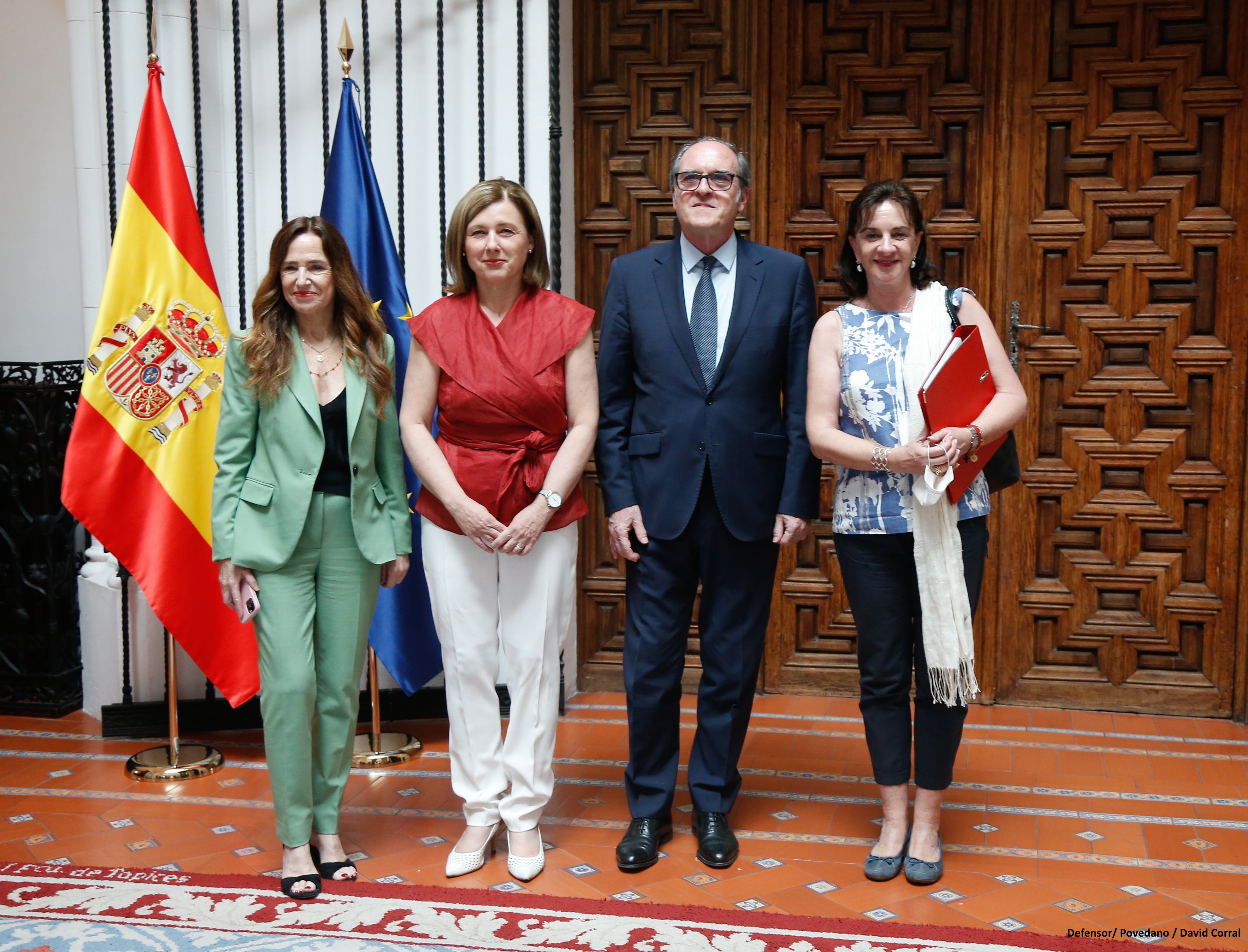 Adjunta Primera, vicepresidenta de la Comisión Europea, Defensor y directora de la Representación de la CE en España