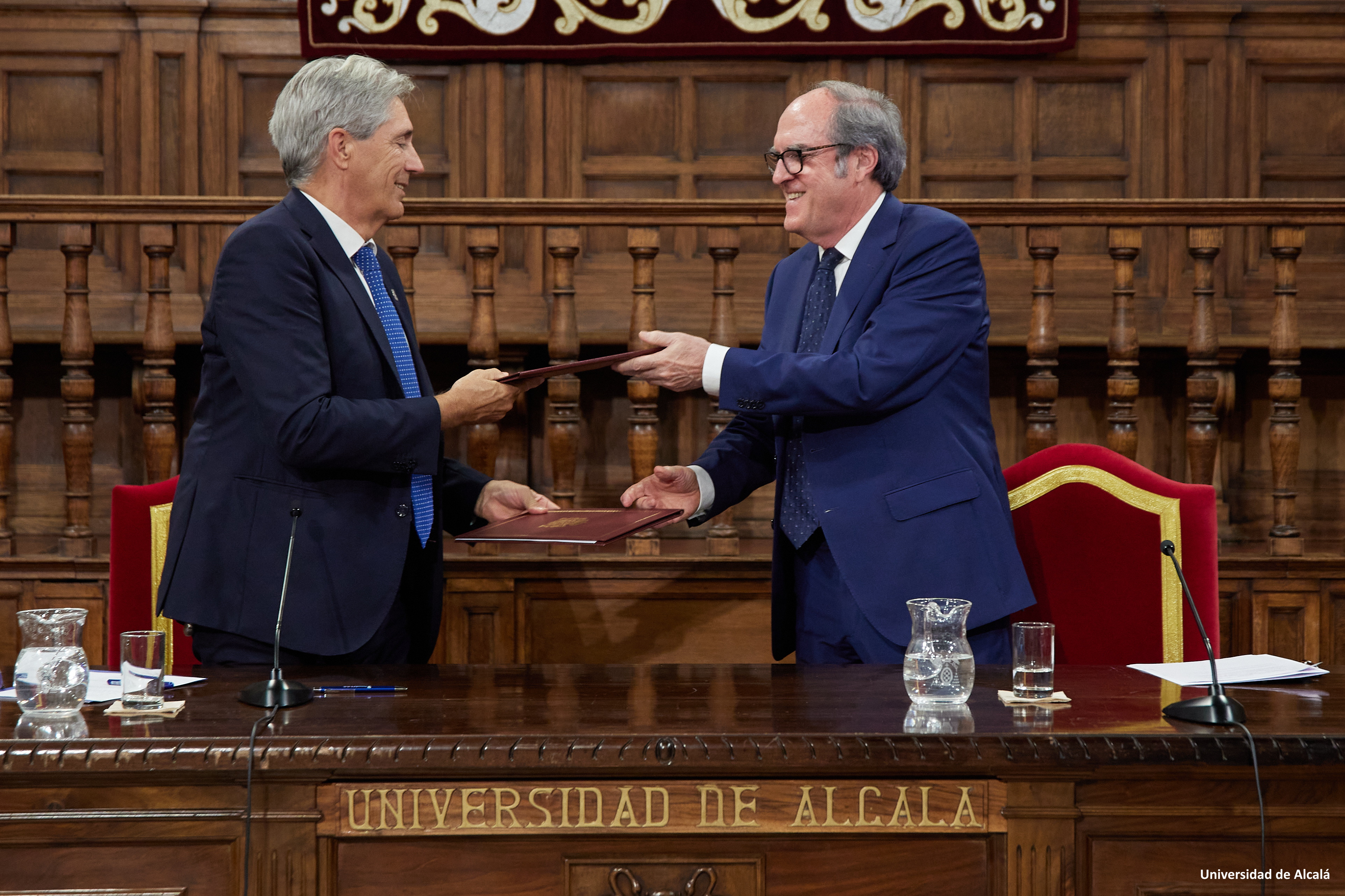 El Defensor y el rector de la Universidad de Alcalá