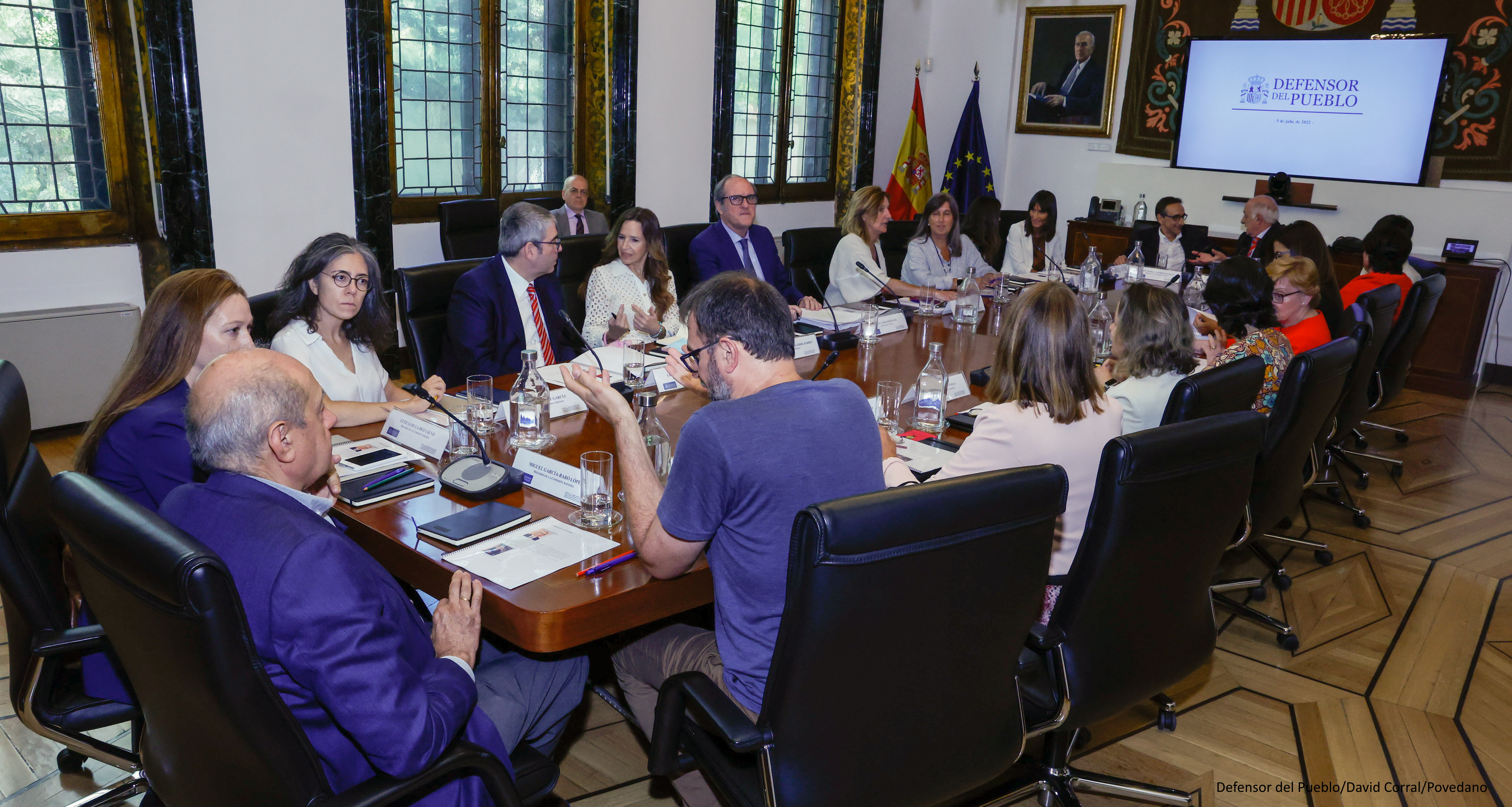 Ángel Gabilondo preside la primera reunión de la Comisión Asesora para elaborar un informe sobre los abusos sexuales en el ámbito de la Iglesia católica y el papel de los poderes públicos