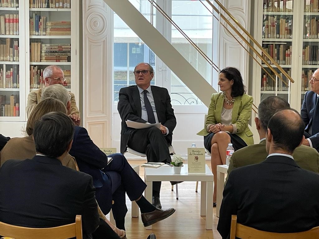 El Defensor del Pueblo, Ángel Gabilondo, en la presentación del último número de la Revista de Occidente