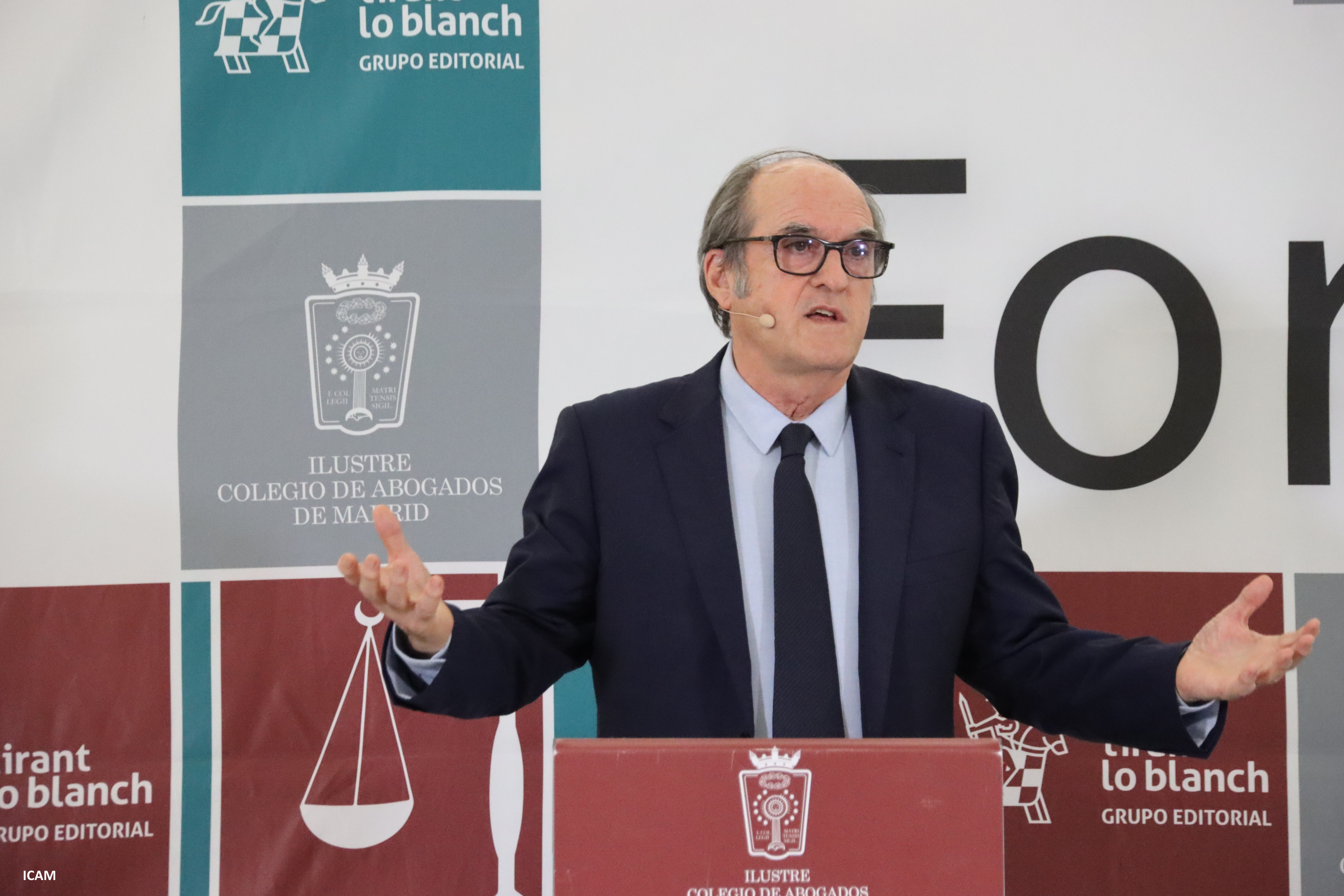 El Defensor del Pueblo, Ángel Gabilondo, en el Foro Justicia del Colegio de la Abogacía de Madrid