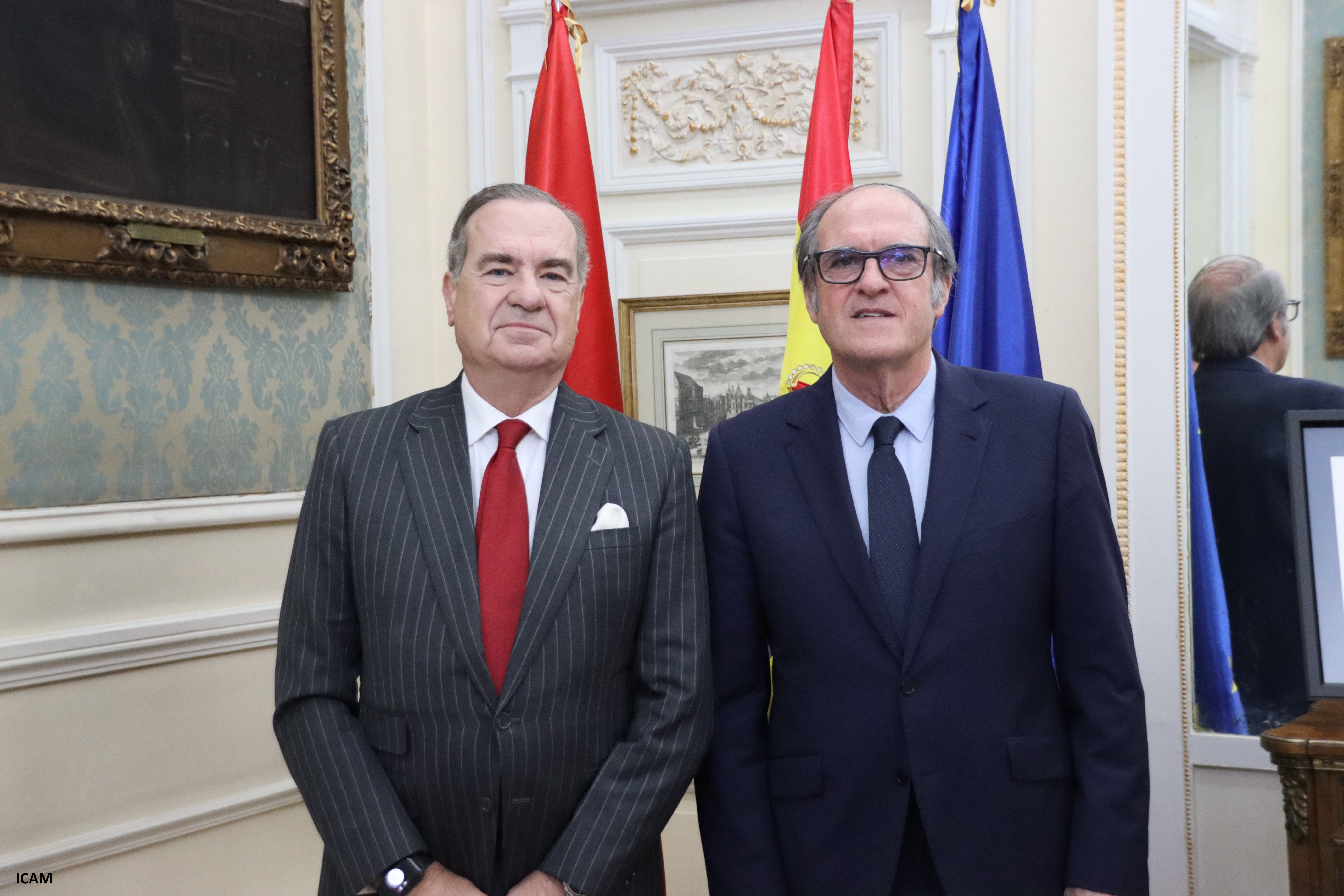 El decano del Colegio de la Abogacía de Madrid, José María Alonso y el Defensor del Pueblo, Ángel Gabilondo