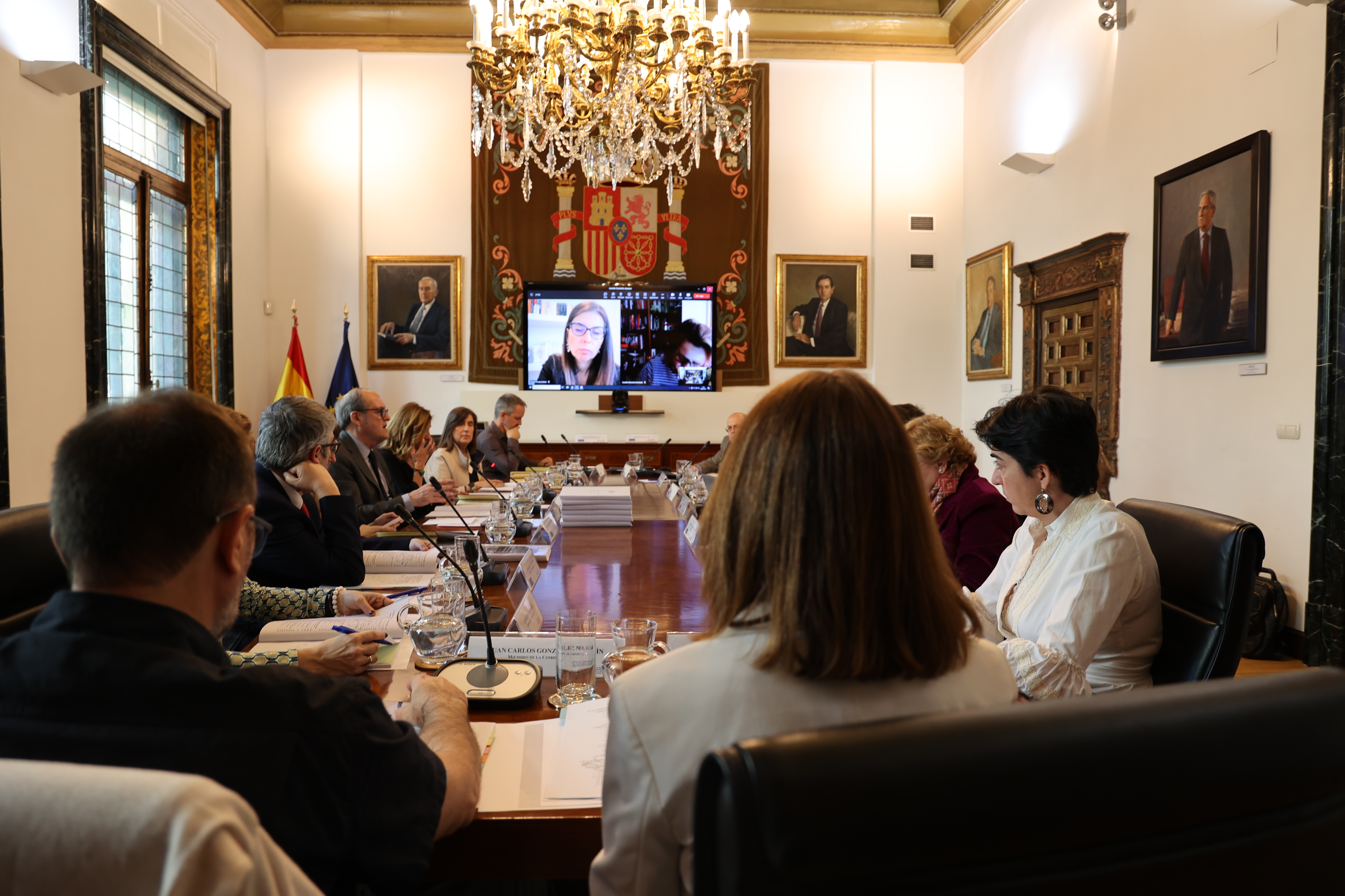 Ángel Gabilondo preside una nueva reunión de la Comisión Asesora
