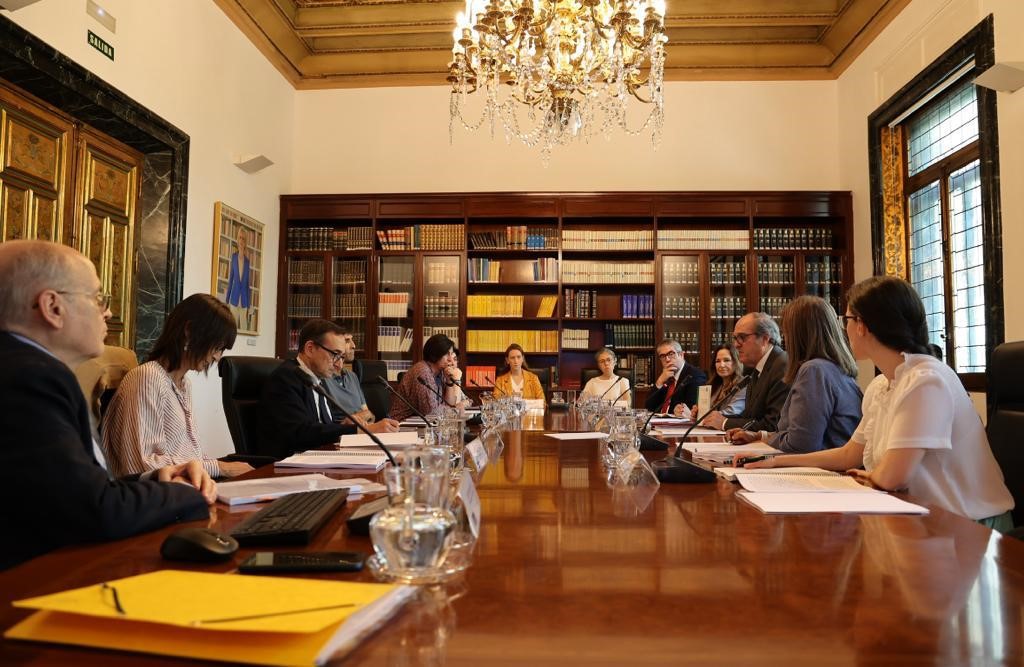 Reunión de la Comisión Asesora encargada de estudiar y elaborar un informe sobre los abusos sexuales cometidos en el ámbito de la Iglesia católica y el papel de los poderes públicos