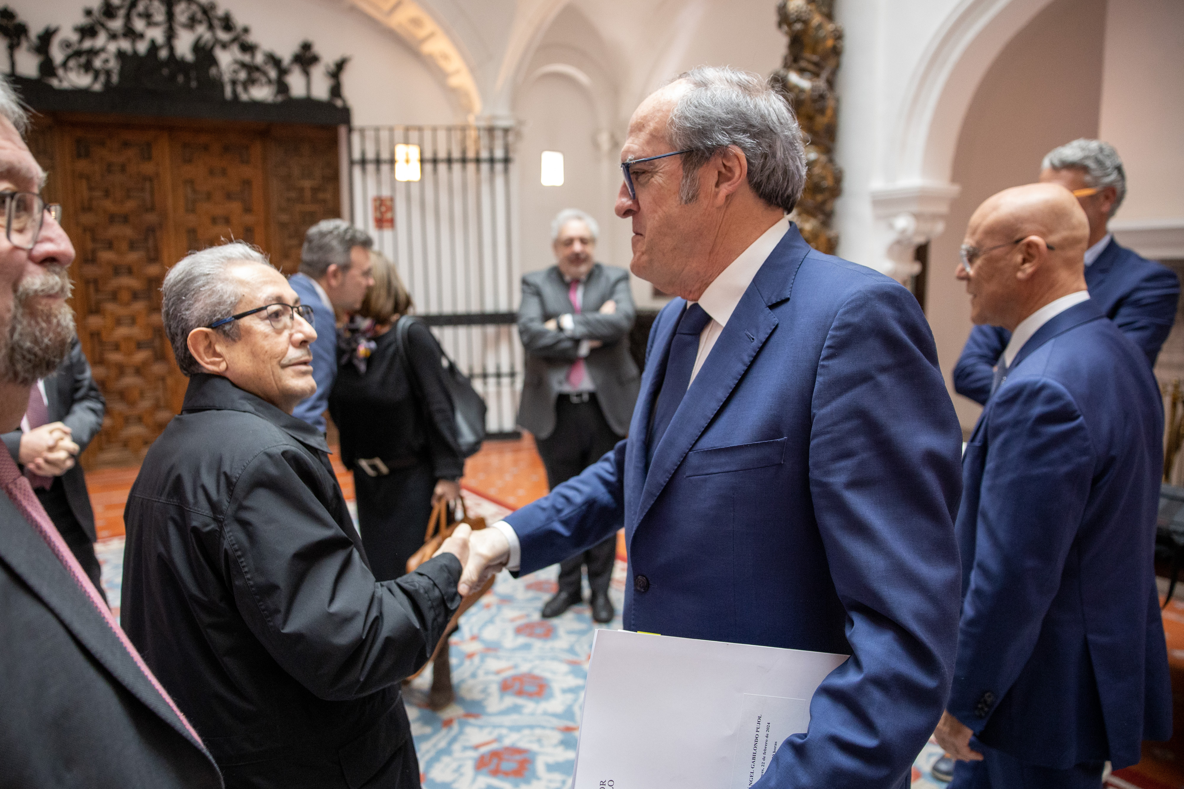 Ángel Gabilondo se reúne con los defensores autonómicos para impulsar la coordinación y la colaboración entre instituciones