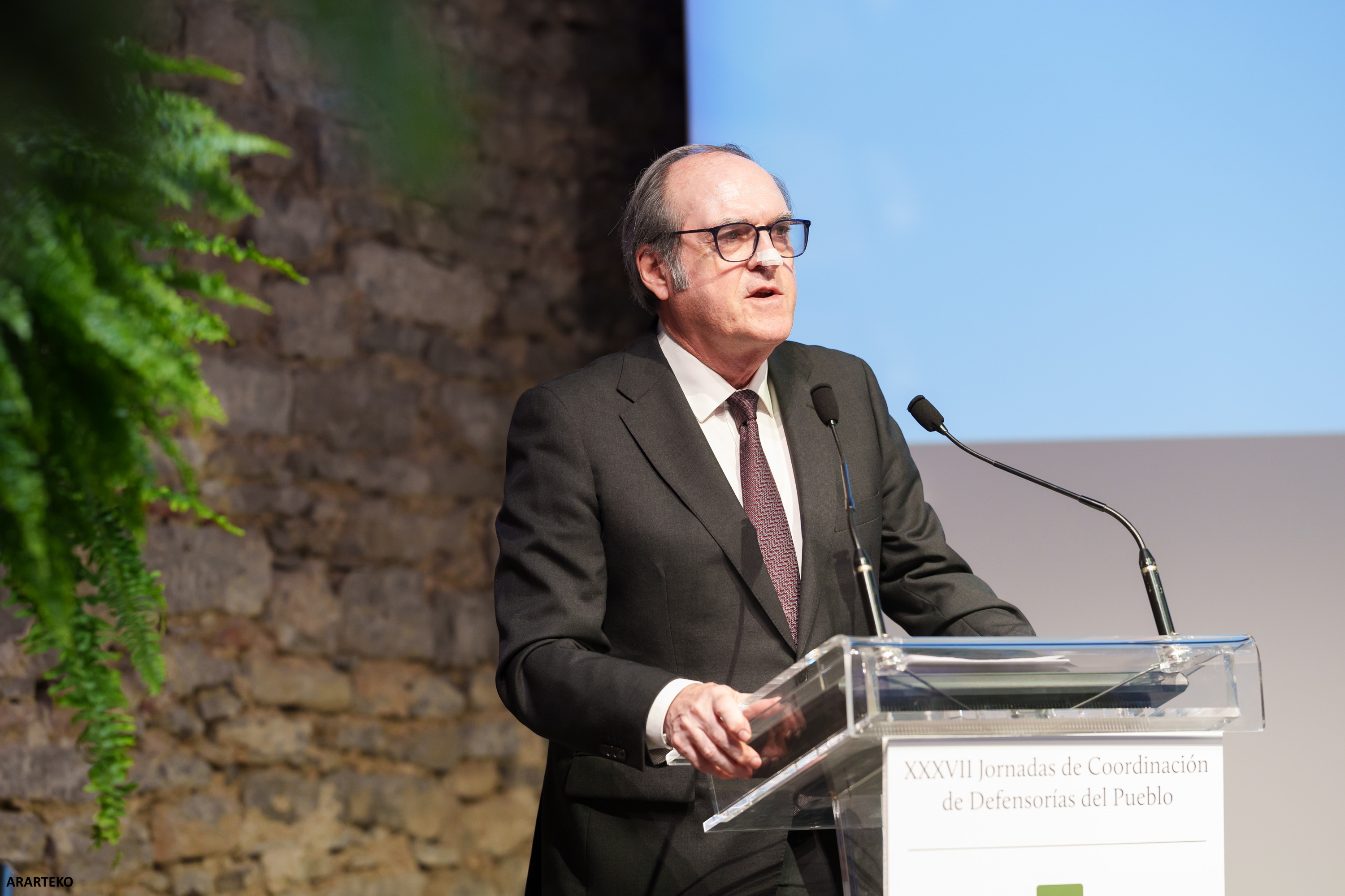 Intervención de Ángel Gabilondo en la inauguración de las Jornadas de coordinación de Defensorías en Vitoria