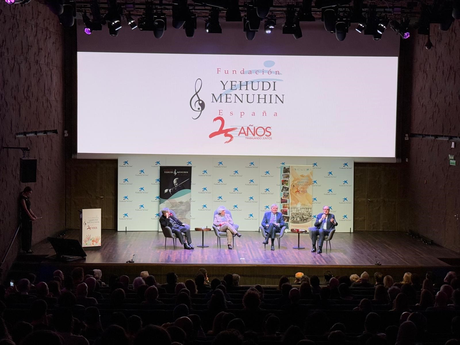 Intervención de Ángel Gabilando en el XXV aniversario de la Fundación Yehudi Menuhin