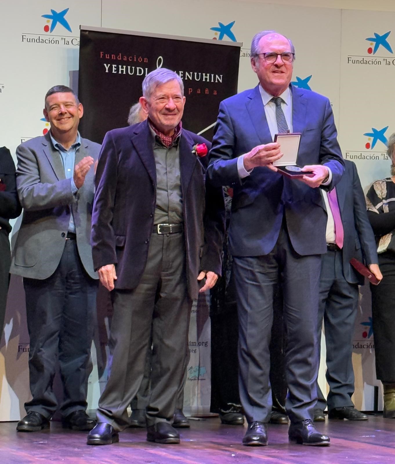 Ángel Gabilondo recibe la Medalla de Honor de la Fundación Yehudi Menuhin