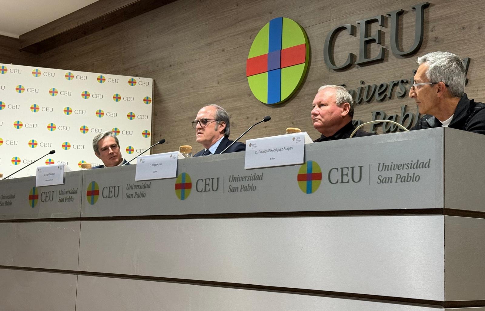 Conferencia del Defensor del Pueblo en la Universidad CEU San Pablo