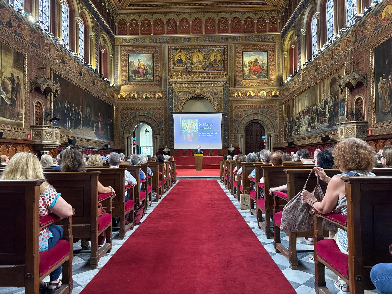 Homenaje al ex rector de la Universidad de Barcelona