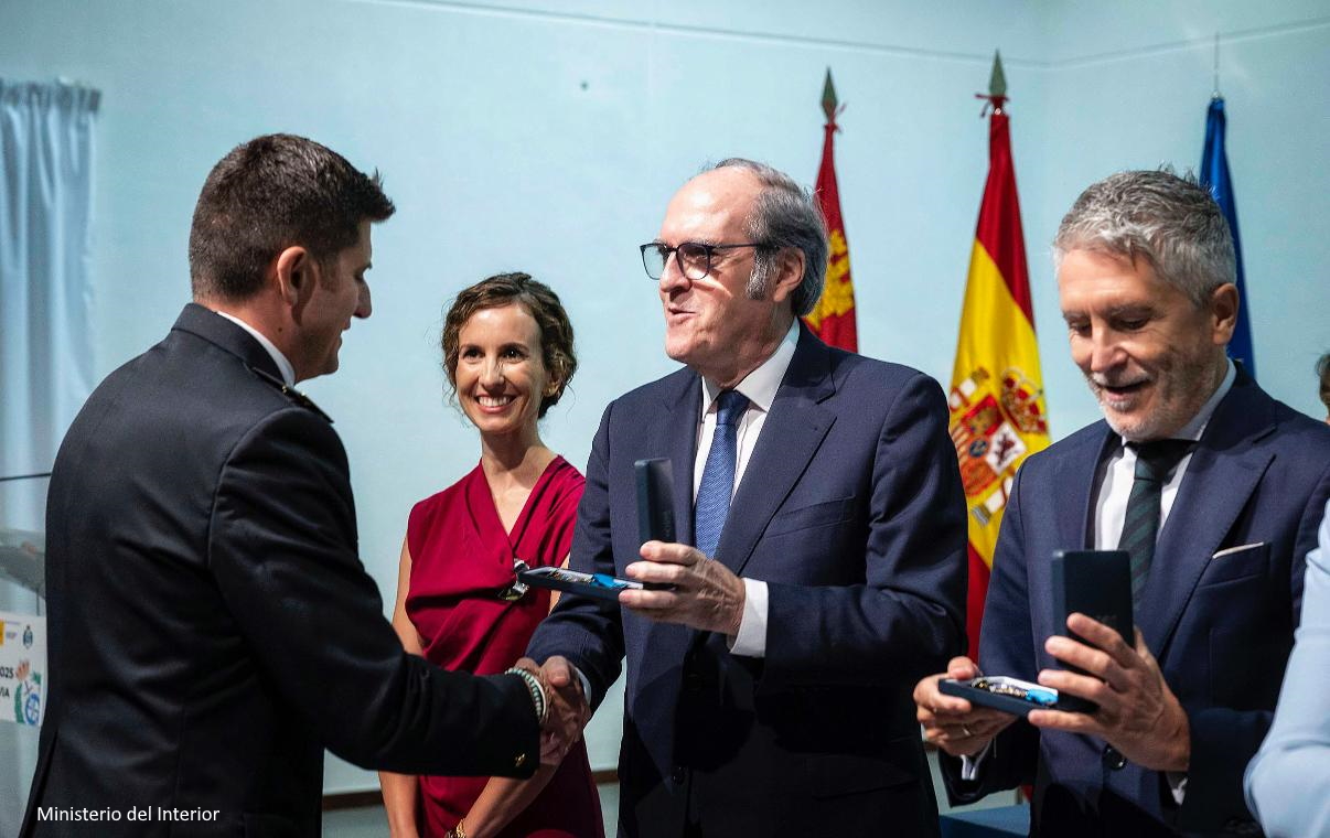 Entrega medallas de Instituciones Penitenciarias