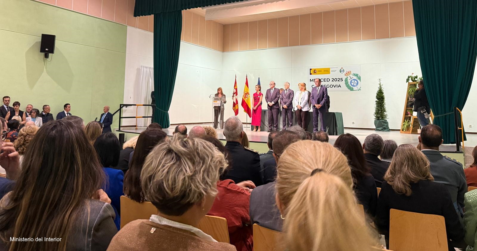 Entrega medallas de Instituciones Penitenciarias