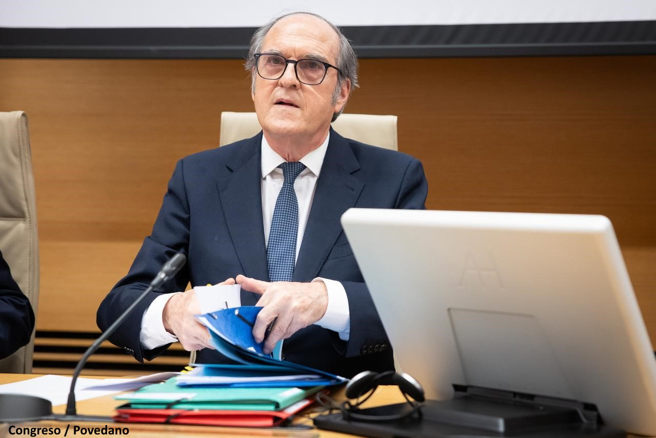 El Defensor del Pueblo, Ángel Gabilondo comparece ante la Comisión Mixta