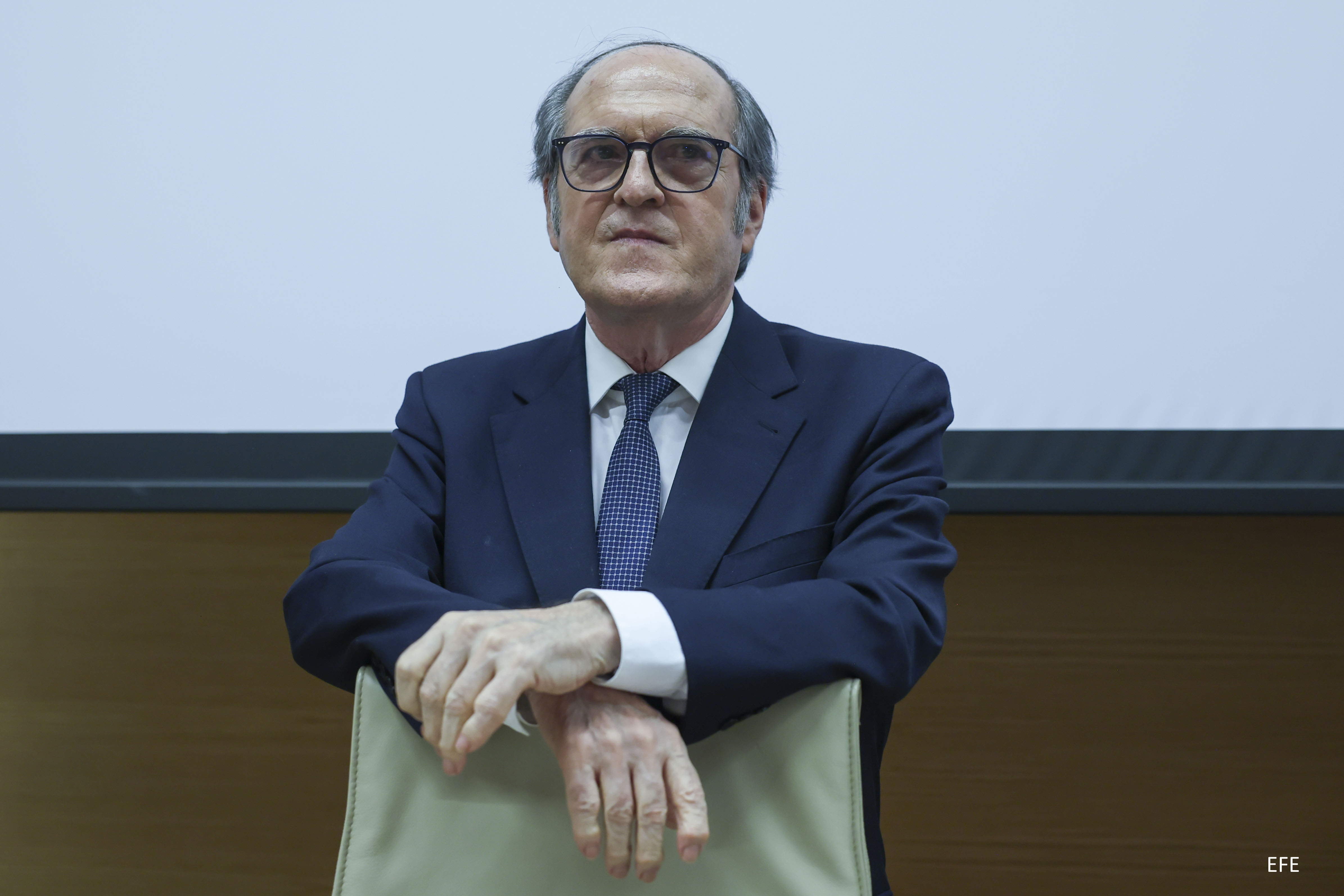 El Defensor del Pueblo, Ángel Gabilondo, en la Comisión Mixta