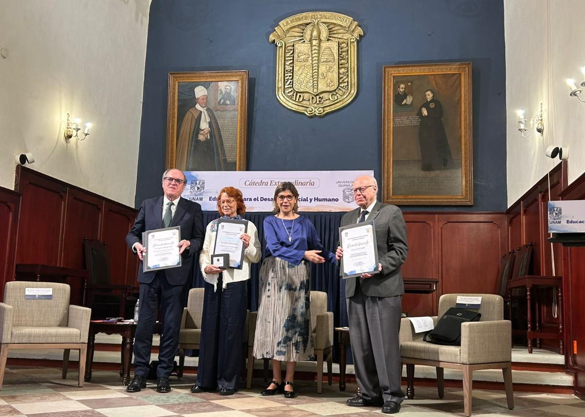 Ángel Gabilondo imparte varias conferencias sobre derechos humanos en universidades mexicanas