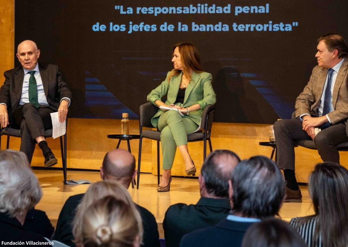 Teresa Jiménez-Becerril modera un coloquio sobre terrorismo