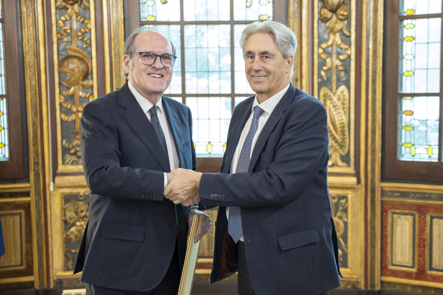 Entrega carta bulada UAH