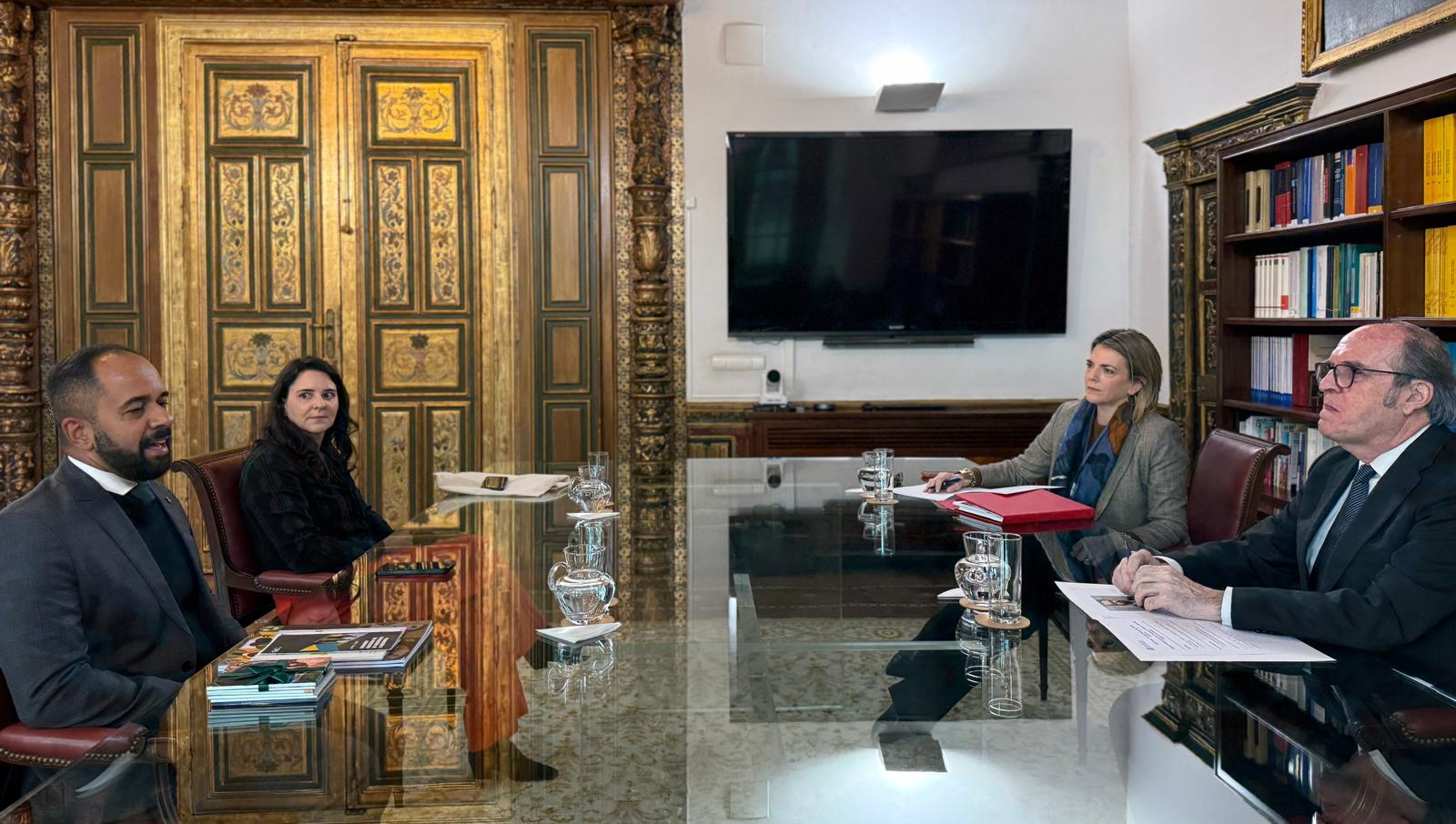 Relaciones internacionales