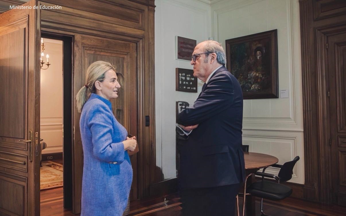 Encuentro institucional