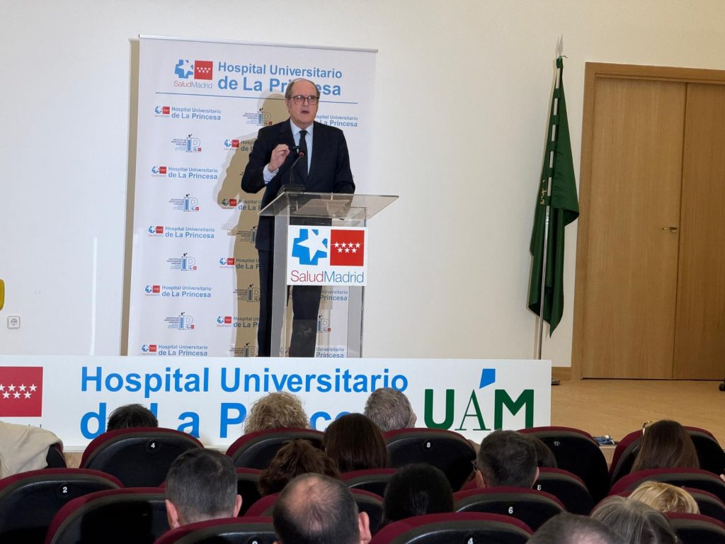 Pulse para ver la noticia: II Convención Nacional de Pacientes Respiratorios