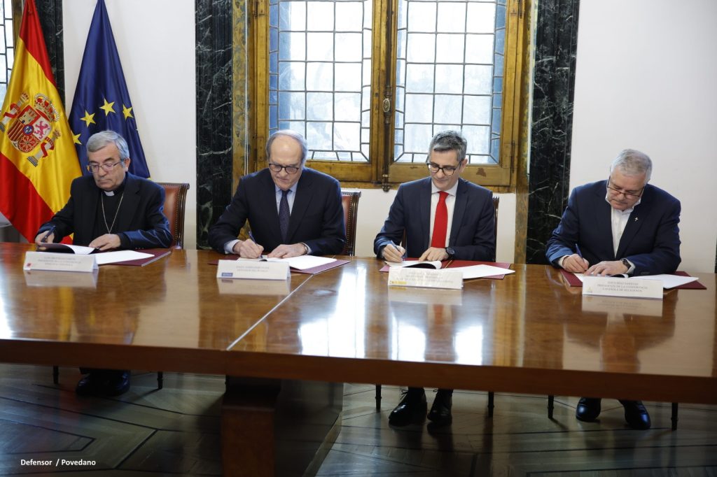 Pulse para ver la noticia: Protocolo firmado por Defensor del Pueblo, Iglesia y Gobierno