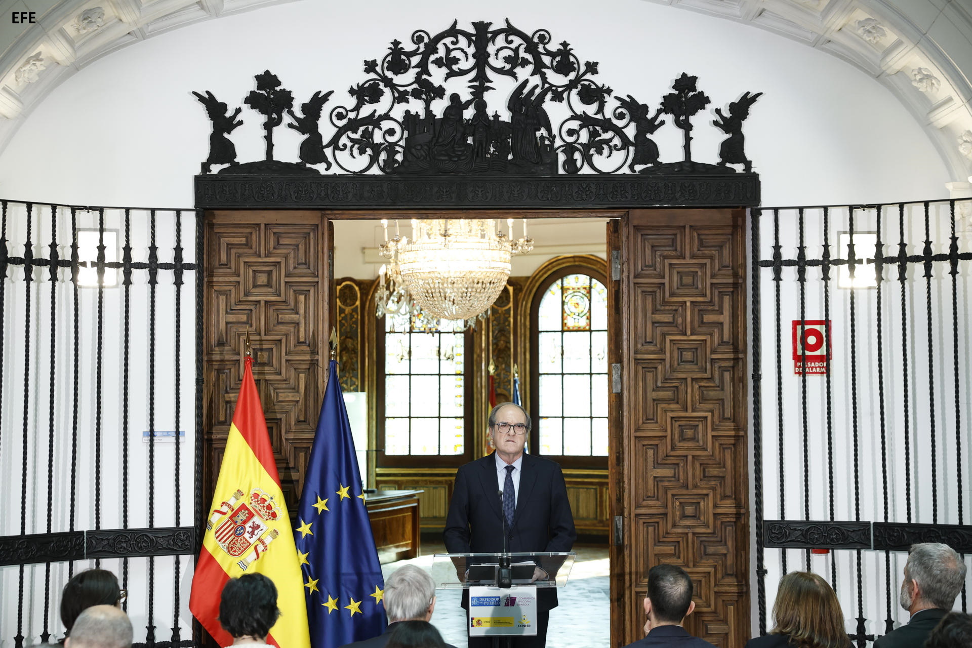 El Defensor interviene tras la firma protocolo Defensor, Iglesia y Gobierno