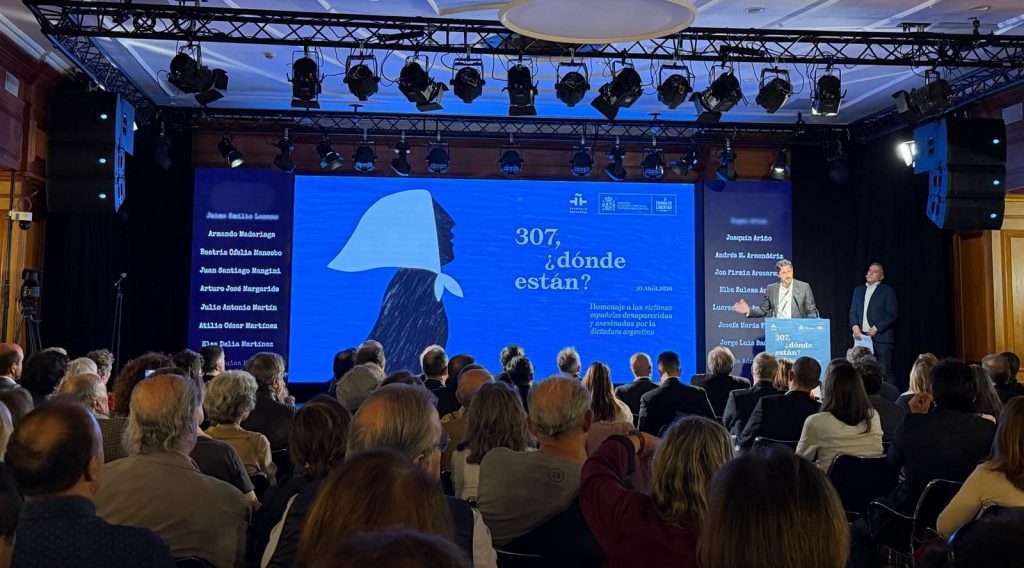 Pulse para ver la noticia: En el Instituto Cervantes