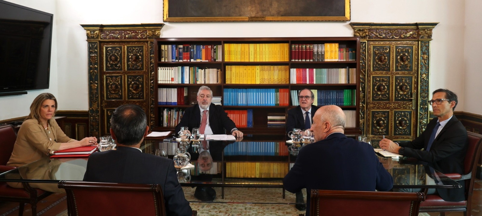 Ángel Gabilondo se reúne con el presidente de la Autoridad Independiente de Protección al Informante