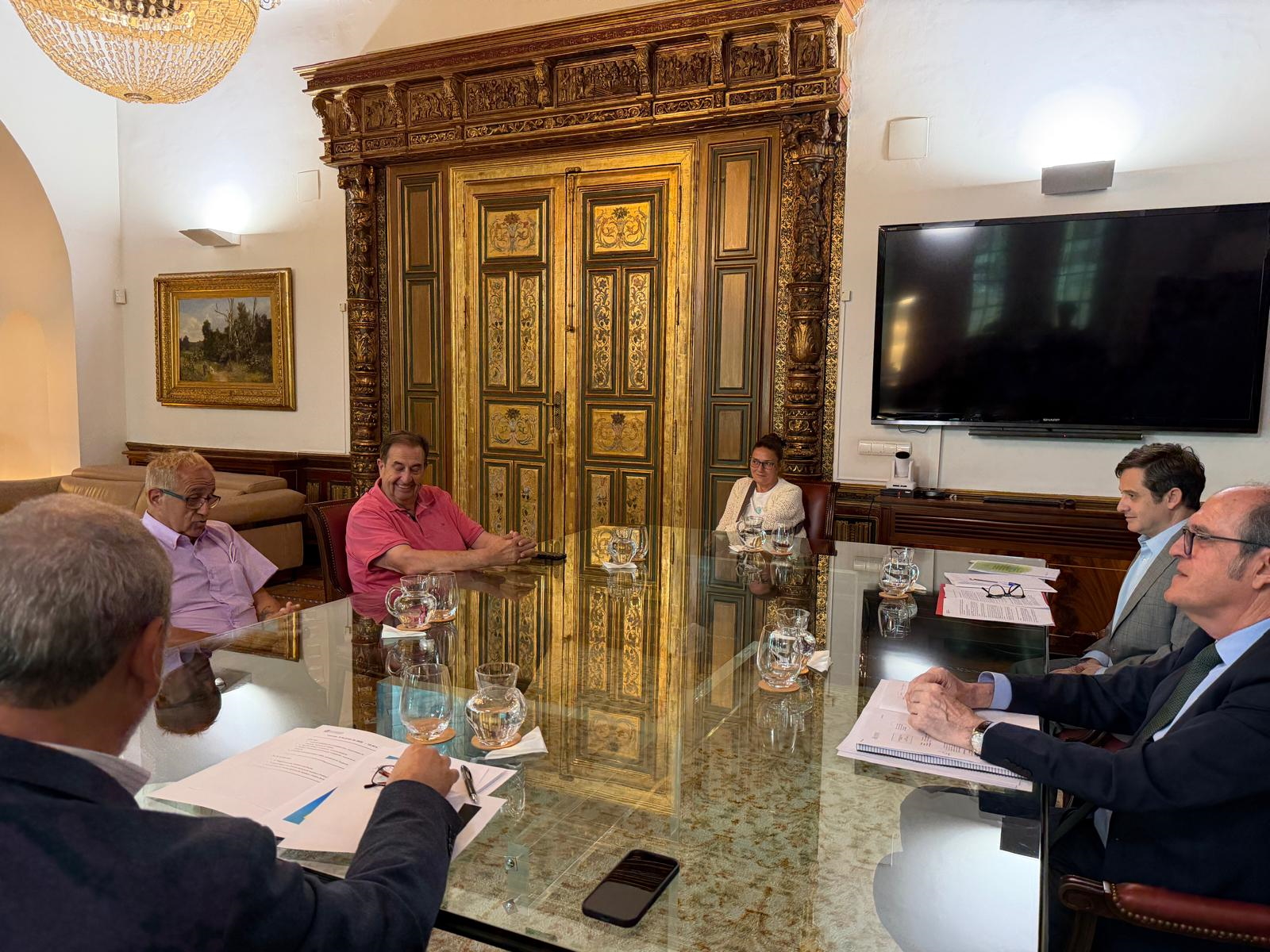 Reuniones en la sede