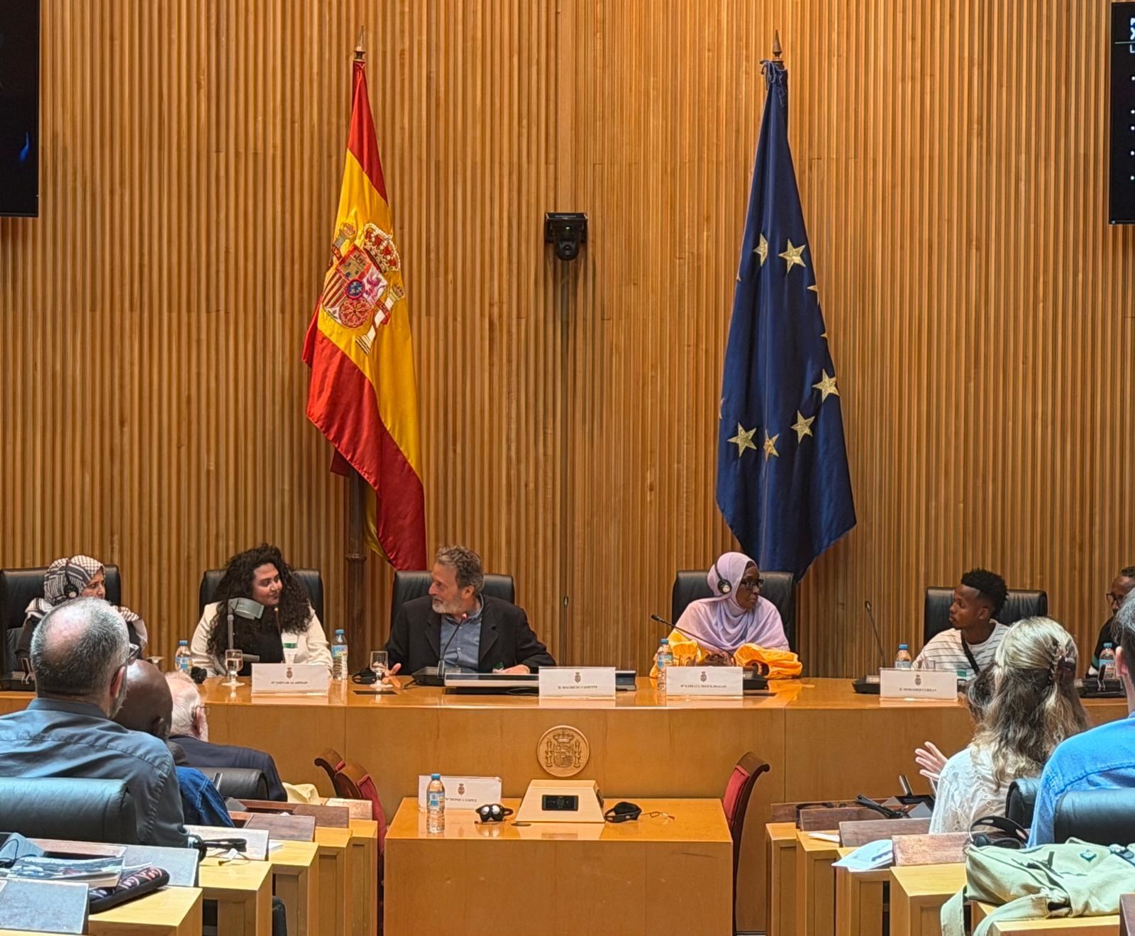 El Defensor asiste a la presentación del Informe de CEAR