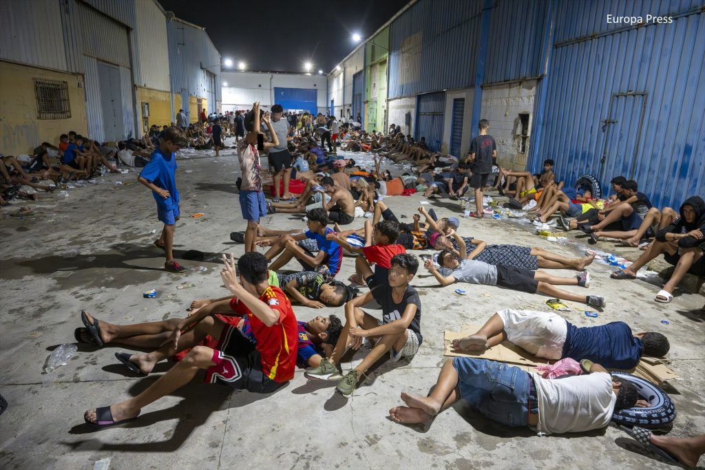 Pulse para ver la noticia: Situación en la ciudad autónoma de Ceuta