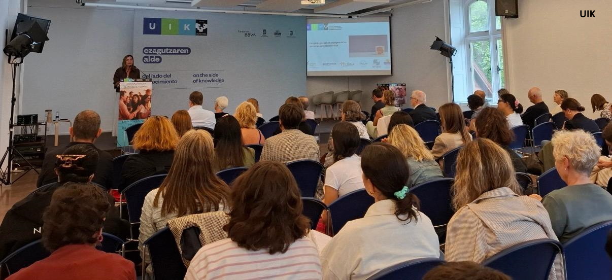Patricia Bárcena participa en un curso sobre inclusión  y derechos de las personas con discapacidad